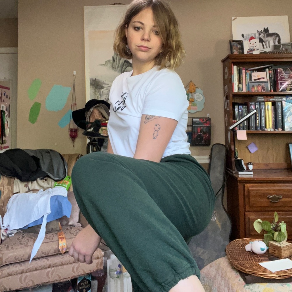 Green cuffed sweatpants